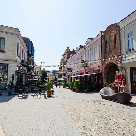 Iveria Aparthotel Tbilisi Exterior foto